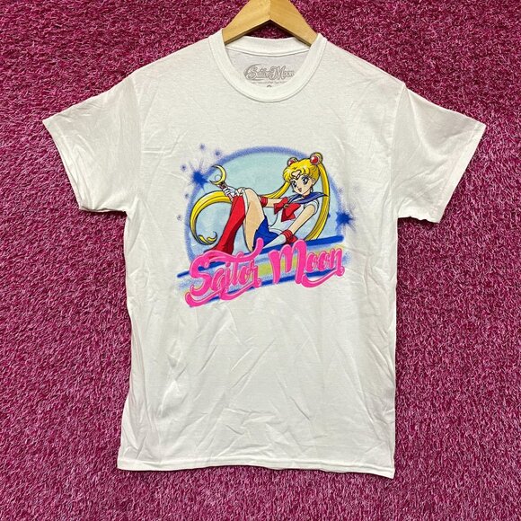 Sailor Moon Usagi Tsukino Airbrush Style Anime T-Shirt Small - Picture 1 of 4